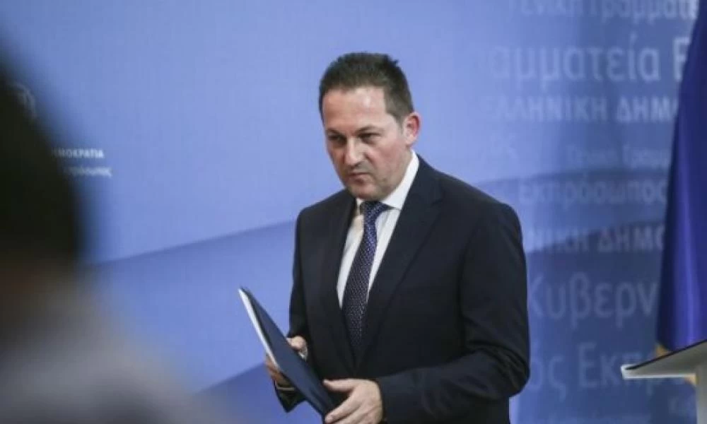 Πέτσας: Δεν υπάρχει σκέψη για επέκταση της υποχρεωτικότητας - Πτώση των κρουσμάτων από τον Δεκέμβριο